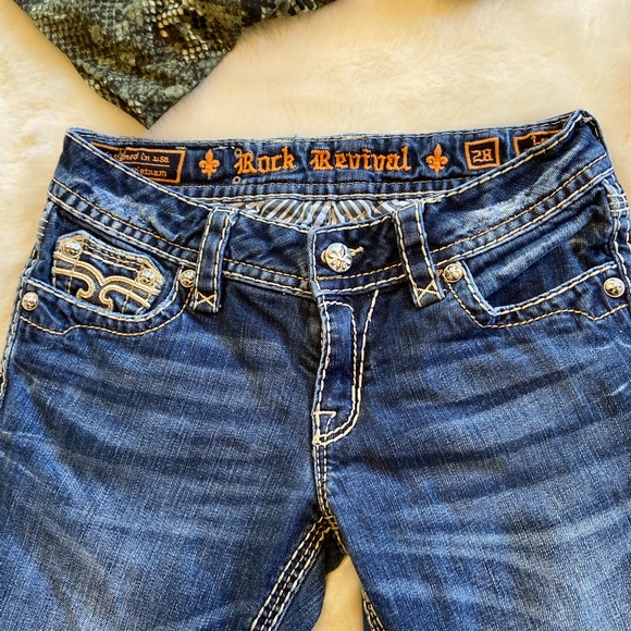🛑SOLD🛑Rock Revival Jeans size 28 - Picture 3 of 8